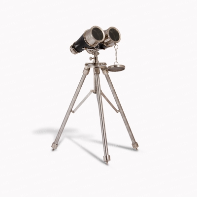 تندیس فلزی نقره ای مدل دوربین فردریک لورنز